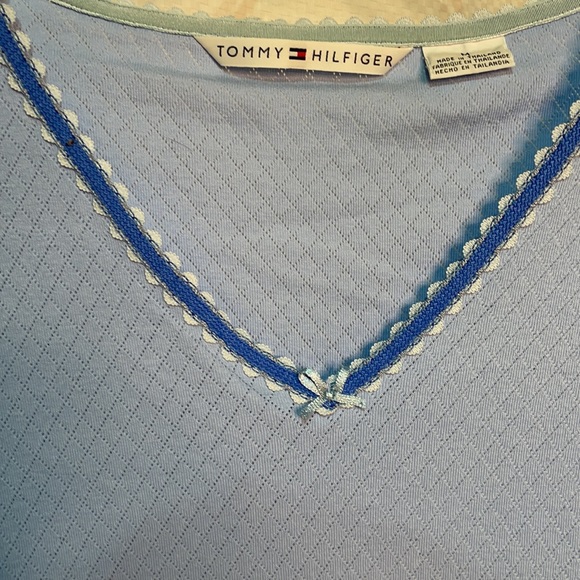 Tommy Hilfiger M baby blue t worn once - Picture 3 of 7